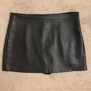 A&F Scarlett Vegan Leather Mini Skort